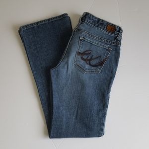 X2 Denim Low-rise, boot cut Jeans - short